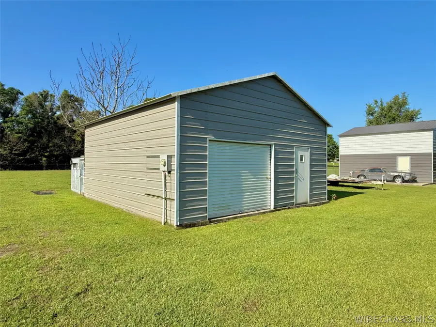344 Lakeview Drive, Hartford, AL 36344 - #2