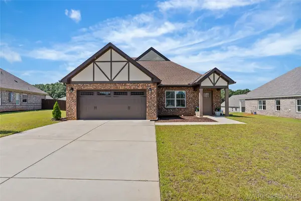 105 Hunters Hill Way, Enterprise, AL 36330