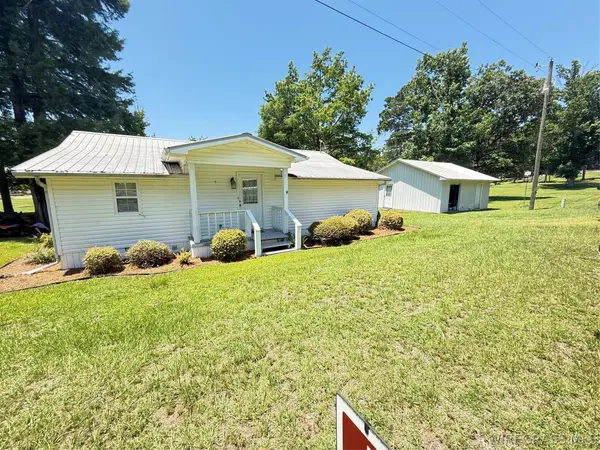 15373 Birdhouse Road, Andalusia, AL 36421