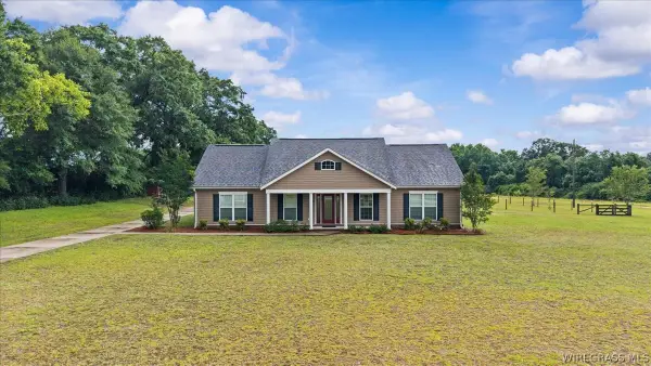 4950 S County Road 20, Ozark, AL 36360