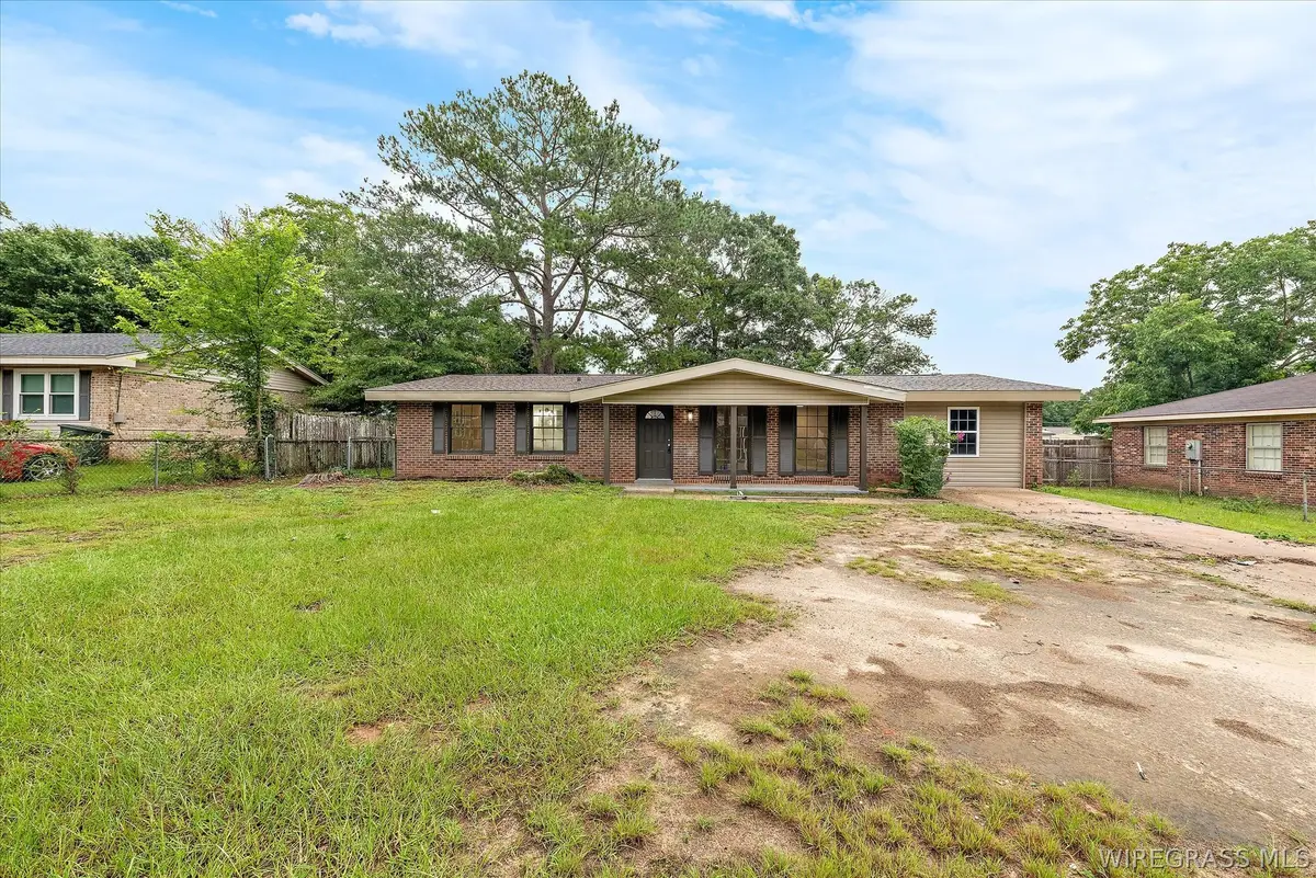 208 Chinook Drive, Enterprise, AL 36330 - #1