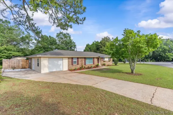 100 Briarhill Road, Enterprise, AL 36330