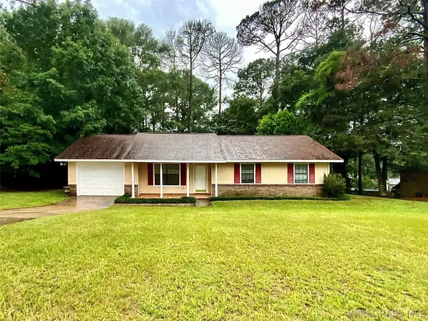 106 Pinecrest Loop, Enterprise, AL 36330
