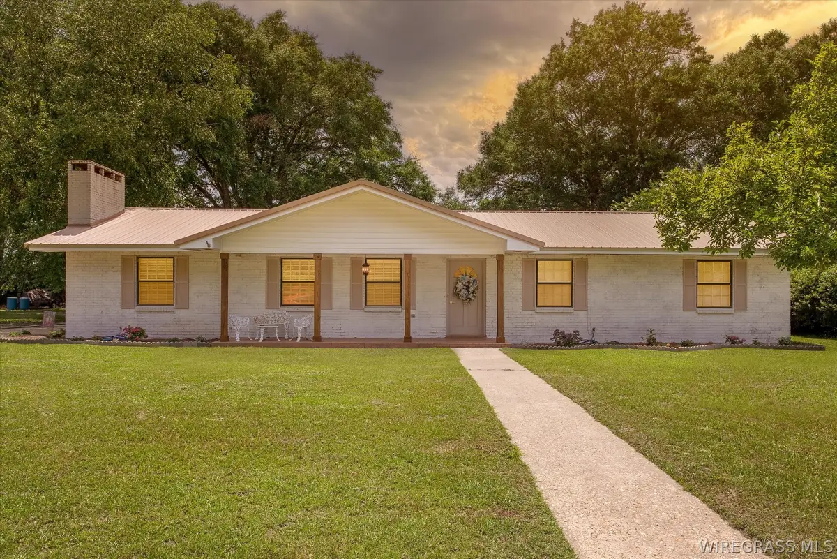 1107 N Trinity Street, Geneva, AL 36340 - #1