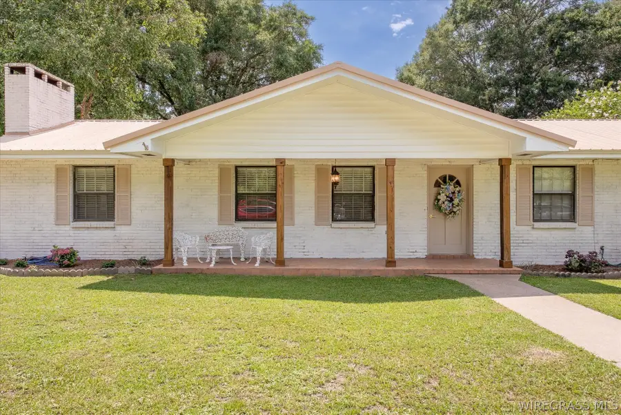 1107 N Trinity Street, Geneva, AL 36340 - #3