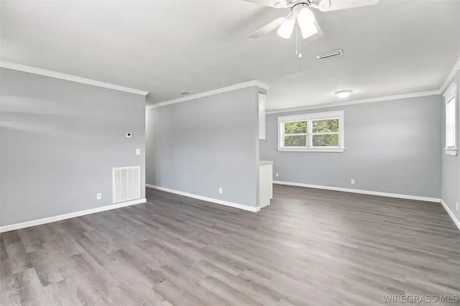 221 Thornwood Drive, Ozark, AL 36360 - #2