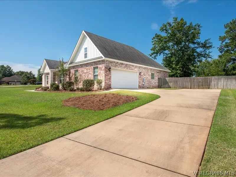 603 S Oakridge Drive, Enterprise, AL 36330 - #2