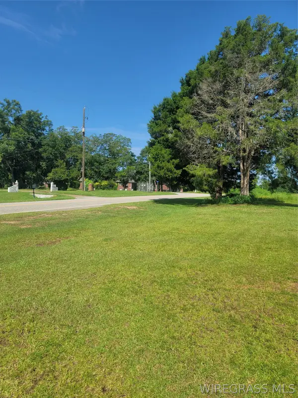 107 Coppinville Road, Enterprise, AL 36330