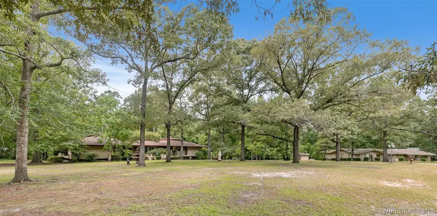 2106 Brookhill Road, Dothan, AL 36301 - #2