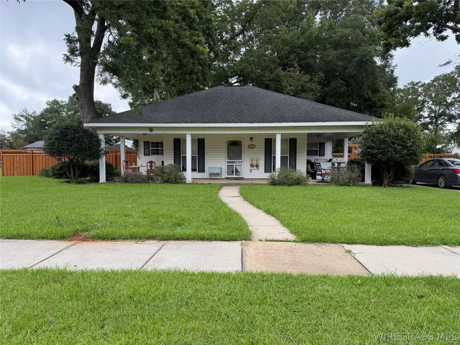 405 W Lee Street, Enterprise, AL 36330 - #2