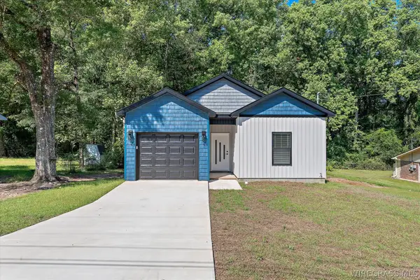 40 Woodland Court, Daleville, AL 36322
