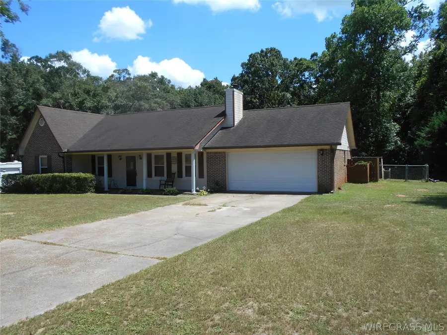 241 Shulsen Drive, Ozark, AL 36360 - #2