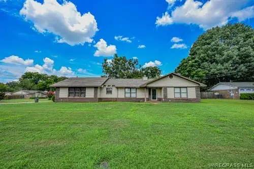 601 Melbourne Drive, Enterprise, AL 36330-0000