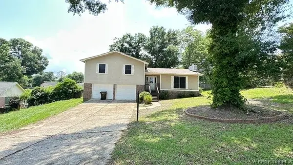 106 Hargett Street, Daleville, AL 36322