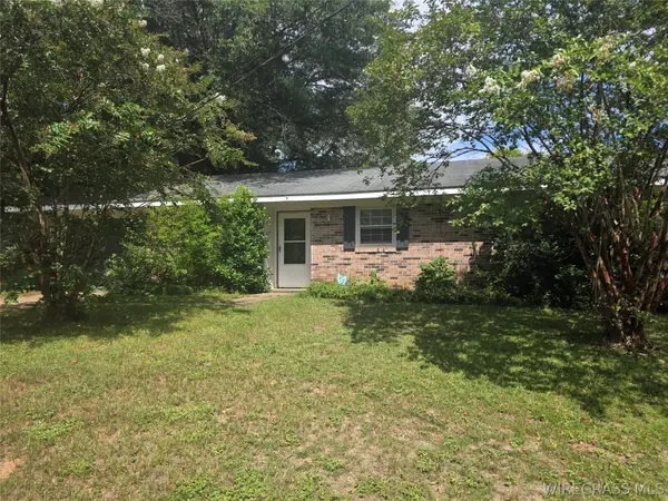 305 Green Village Road, Ozark, AL 36360