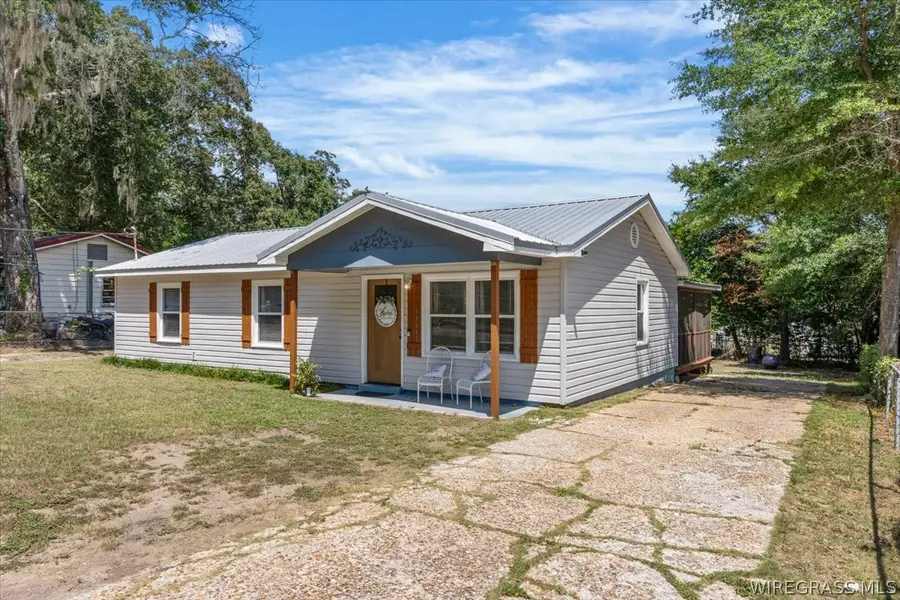 173 Washington Avenue, Ozark, AL 36360 - #2