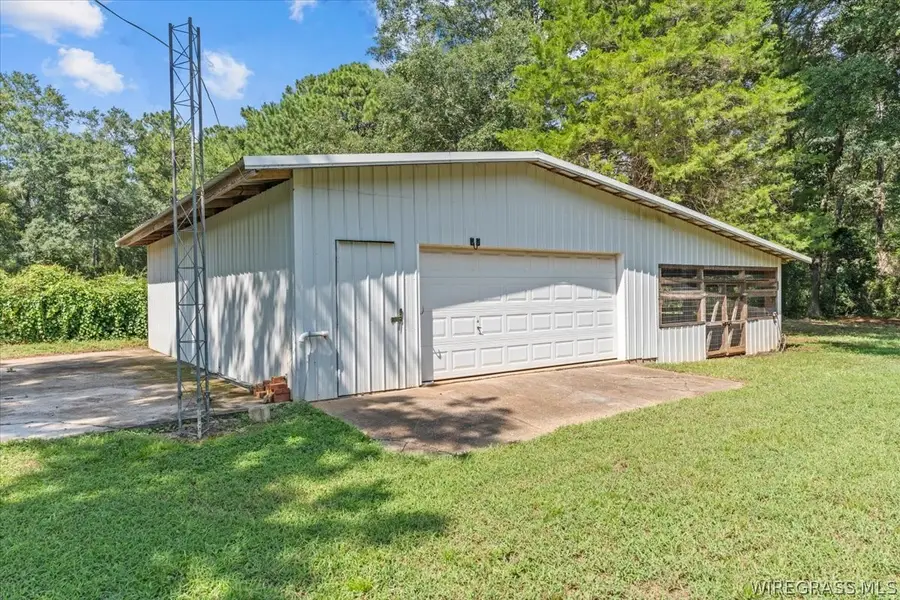 138 Edgewood Drive, Daleville, AL 36322 - #3