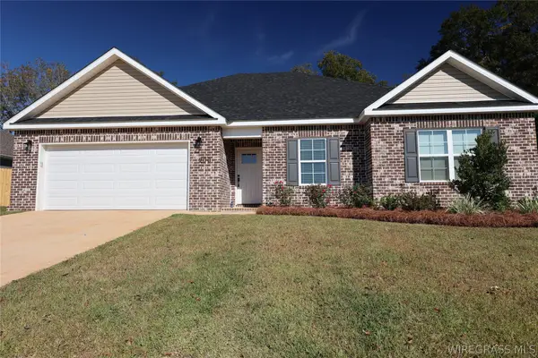 104 Firethorn Way, Enterprise, AL 36330