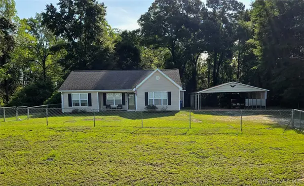 1538 County Road 427, Kinston, AL 36453