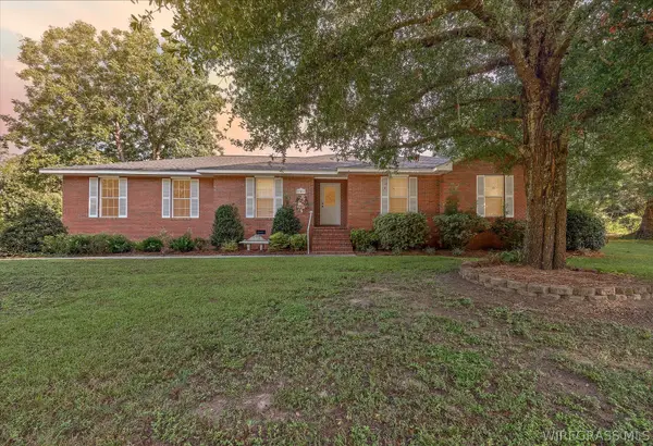 501 E Hart Avenue, Opp, AL 36467