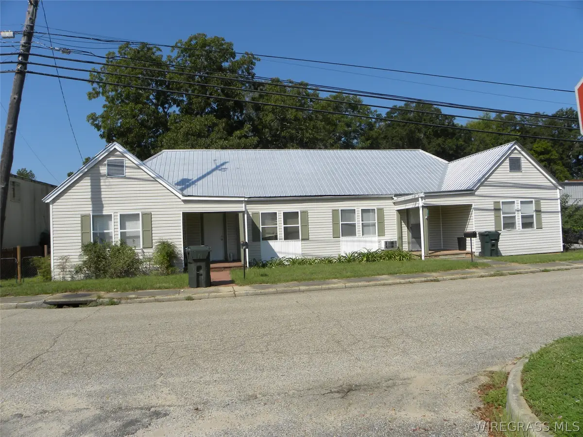 309 & 311 N Merrick Avenue, Ozark, AL 36360 - #1