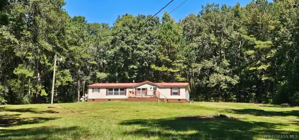 2061 B Skipperville Road, Ozark, AL 36360