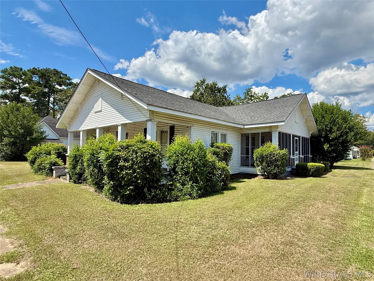 300 W Commerce Street, Hartford, AL 36344 - #1