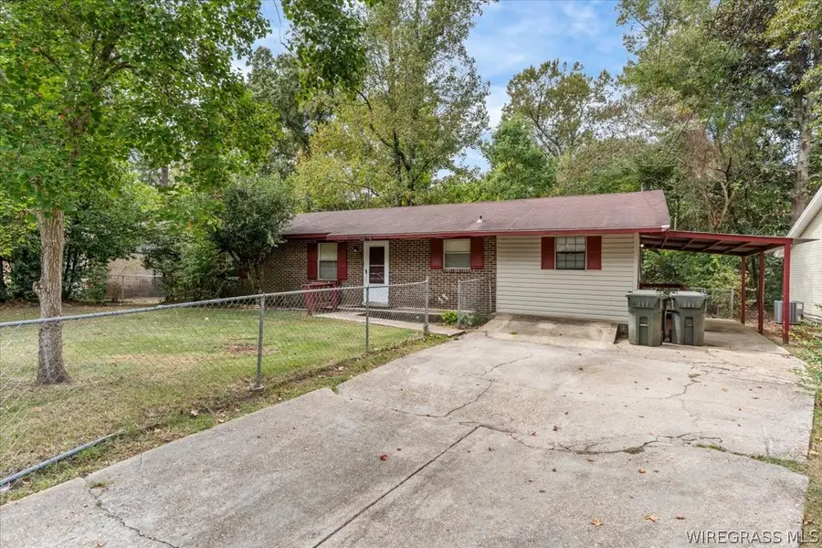 808 Mobile Street, Dothan, AL 36301 - #2