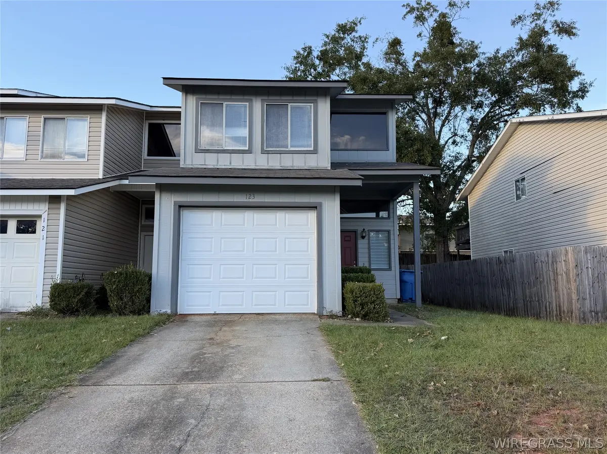 123 Woodfield Place, Enterprise, AL 36330 - #1