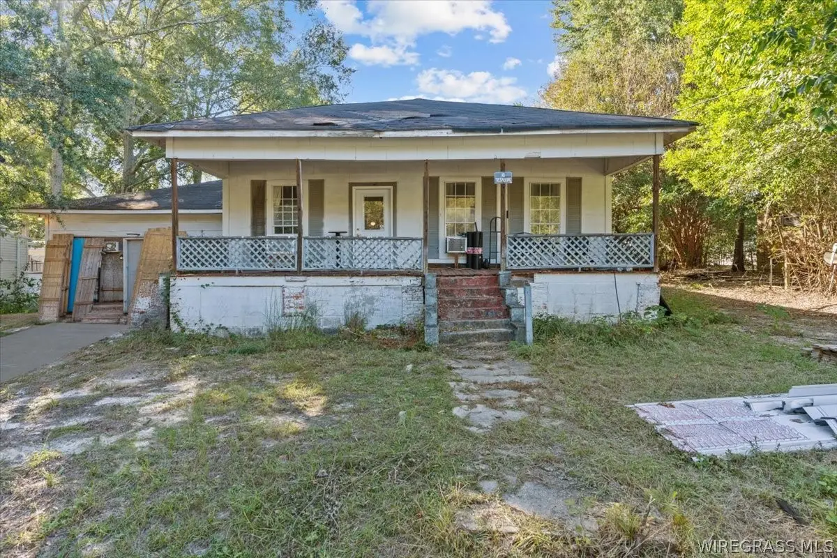 348 Church Avenue, Ozark, AL 36360 - #1