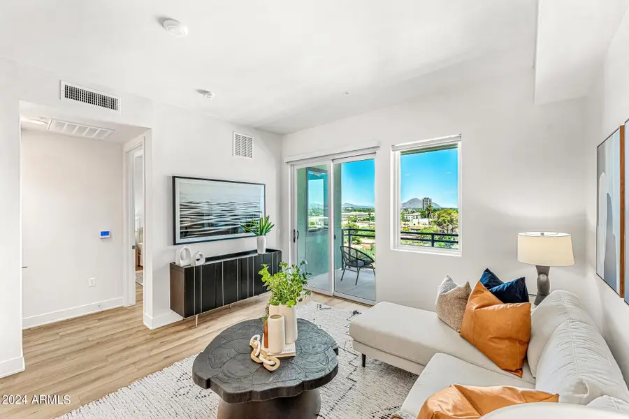 3131 N Central Avenue #3019, Phoenix, AZ 85012 - Image #2