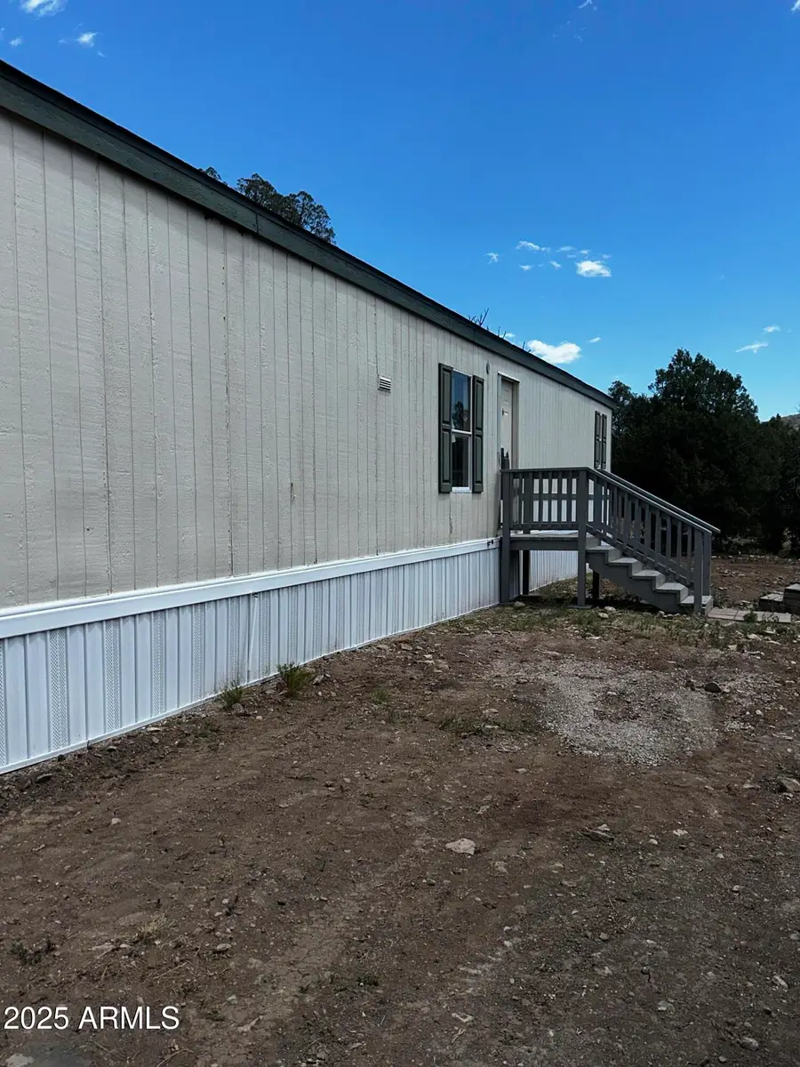 32800 E Bucks Road, Seligman, AZ 86337 - Image #2