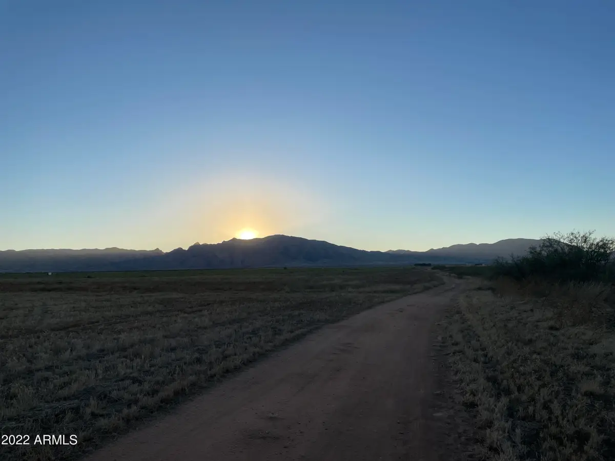 179 E Horse Country Way, Cochise, AZ 85606 - Image #1