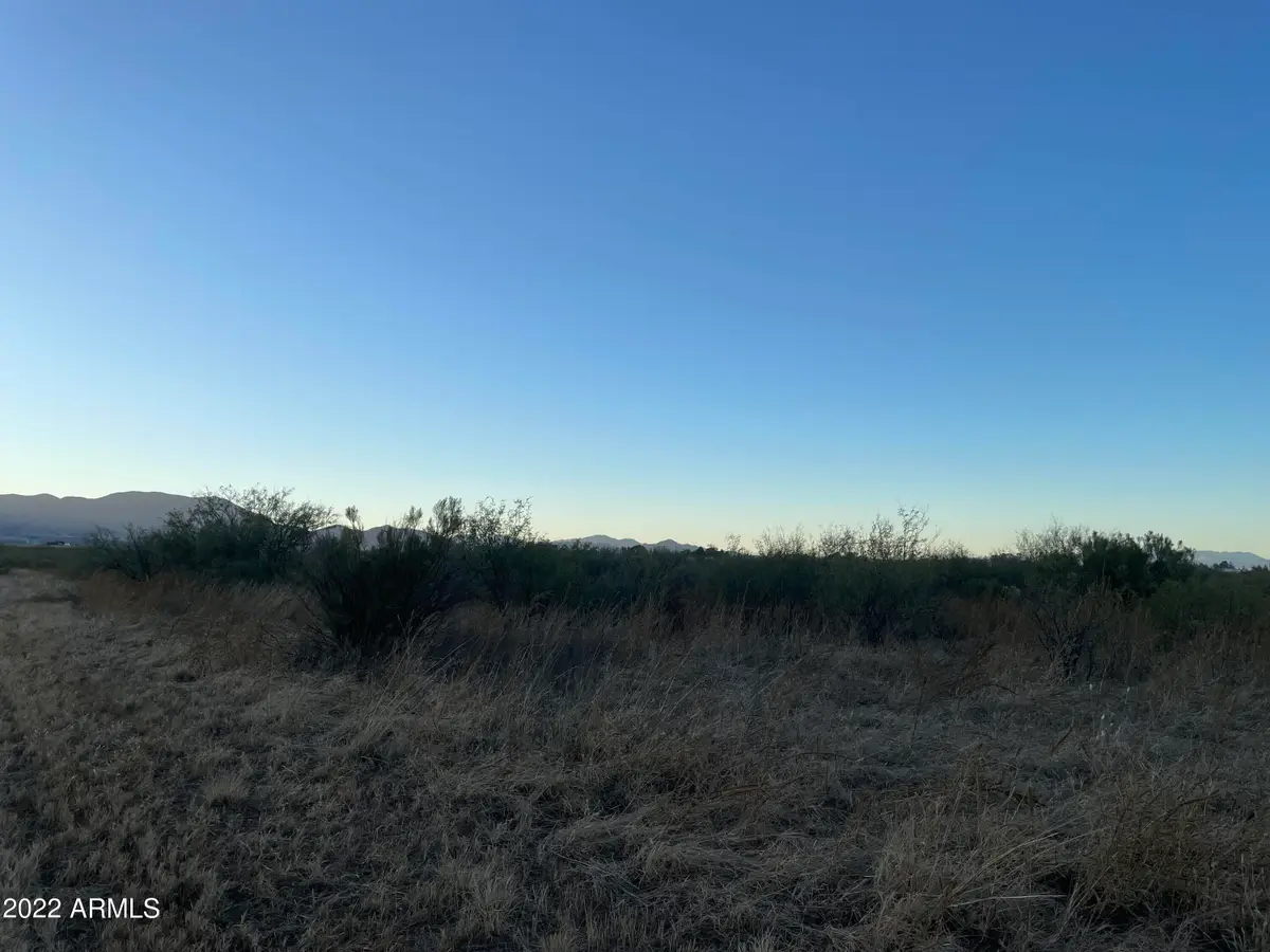 189 E Horse Country Way, Cochise, AZ 85606 - Image #1