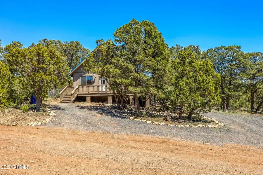 3515 Pine Rim Drive, Overgaard, AZ 85933 - Image #2