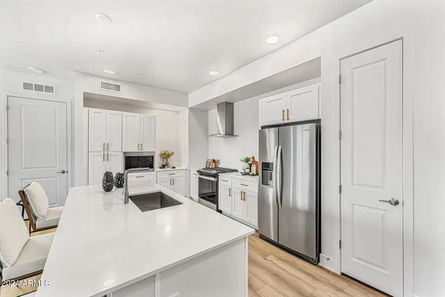 3131 N Central Avenue #4012, Phoenix, AZ 85012 - Image #3