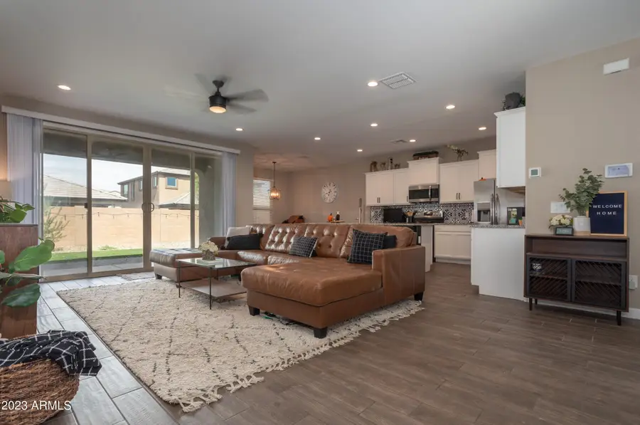 42204 W Santa Fe Street, Maricopa, AZ 85138 - Image #3