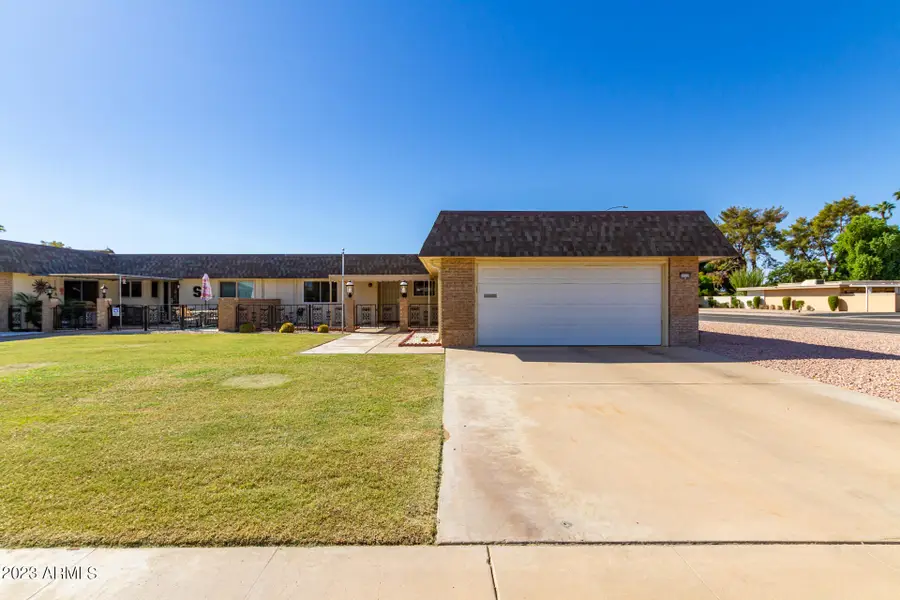 11139 W Cameo Drive, Sun City, AZ 85351 - Image #2