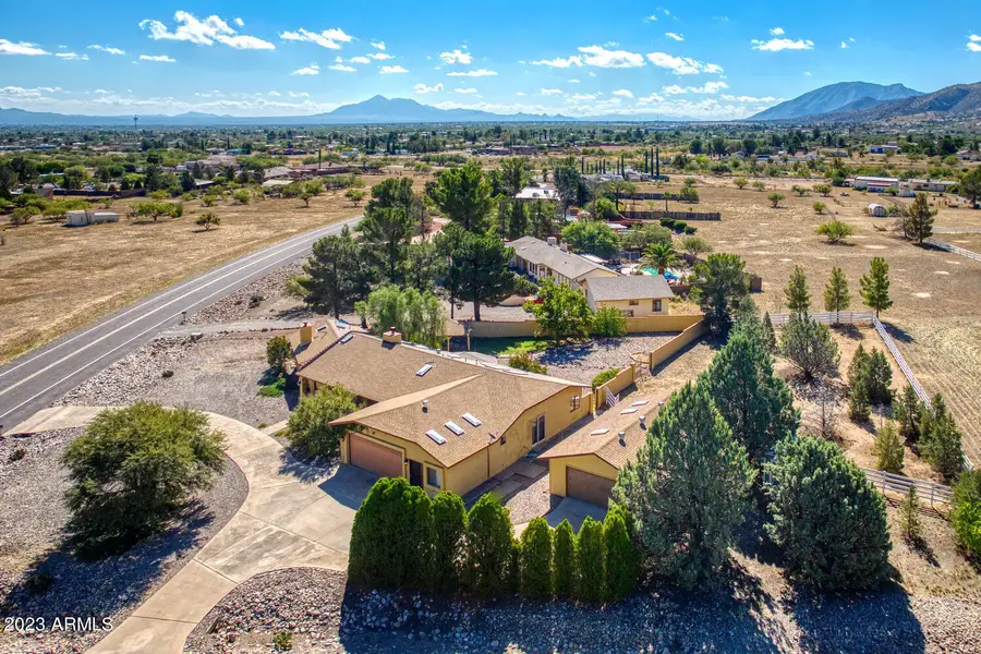 4962 S Equestrian Avenue, Sierra Vista, AZ 85650 - Image #2