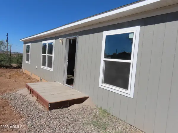 1044 S Western Avenue, Superior, AZ 85173