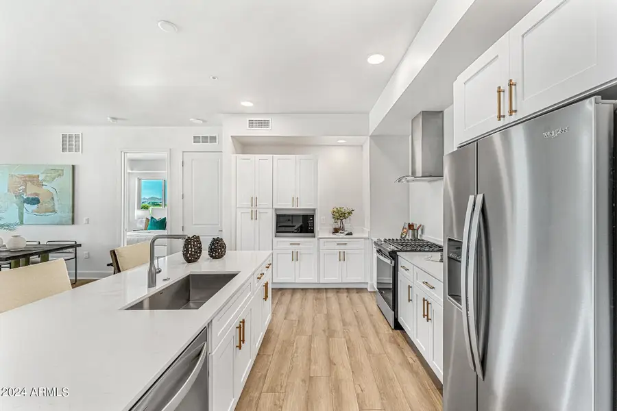 3131 N Central Avenue #3015, Phoenix, AZ 85012 - Image #3