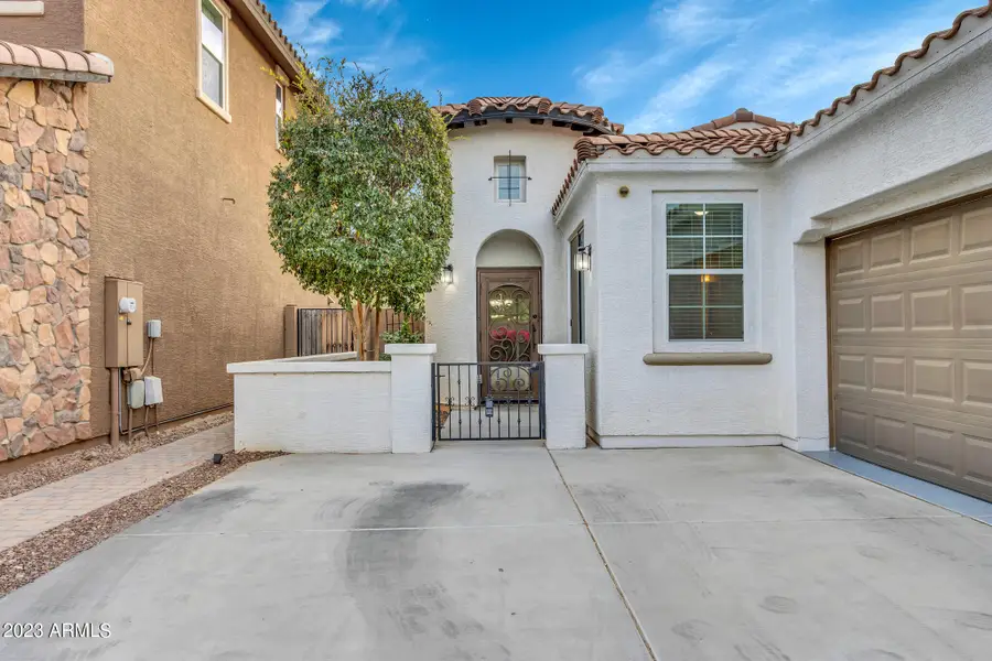 809 E Gary Lane, Phoenix, AZ 85042 - Image #3