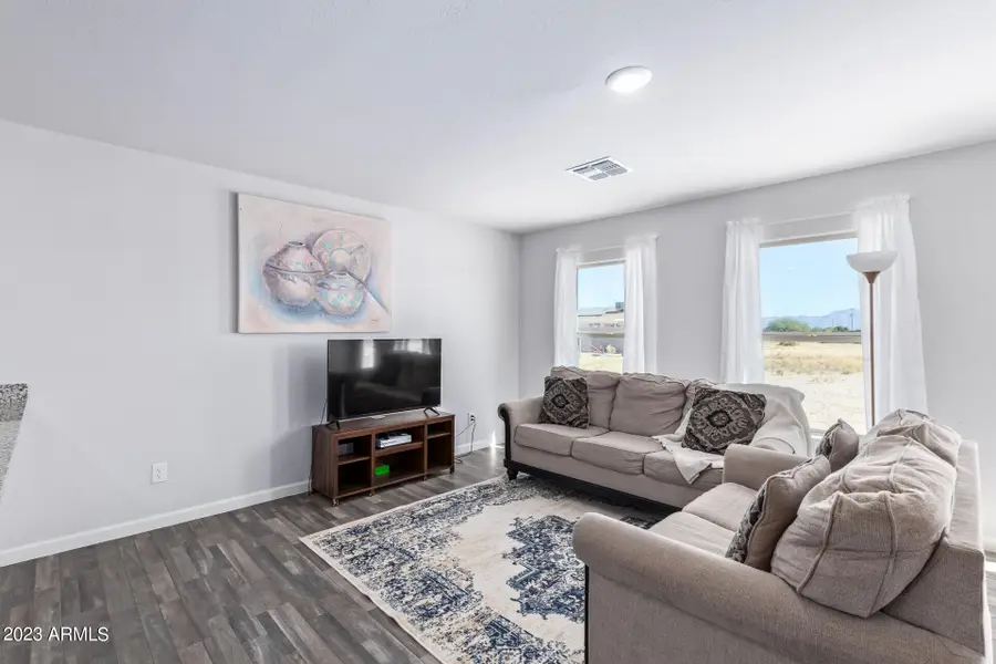 3915 N Kioha Drive N, Eloy, AZ 85131 - Image #2