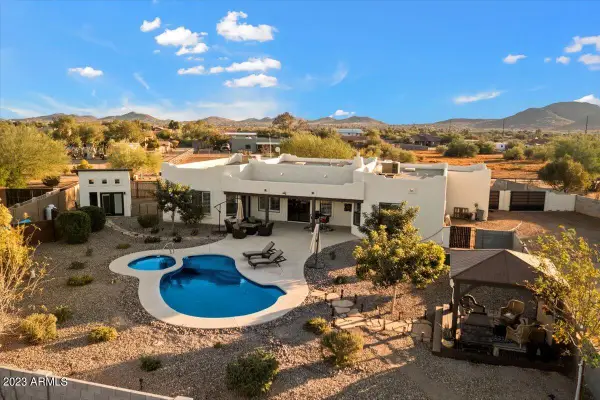 420 W Adamanda Drive, Phoenix, AZ 85086