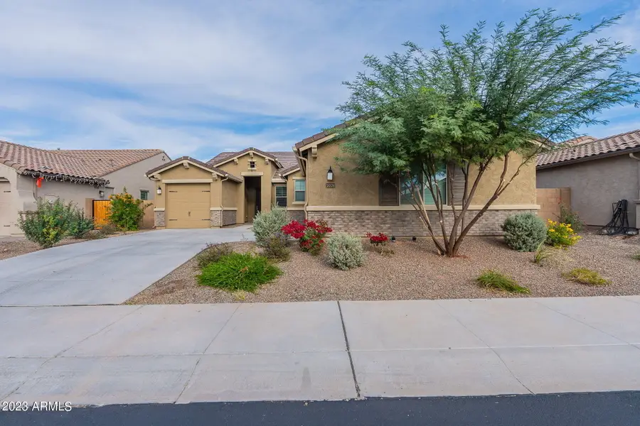 18378 W Brookwood Drive, Goodyear, AZ 85338 - Image #2