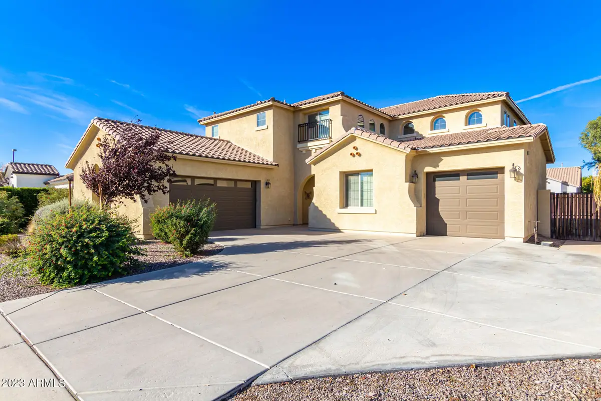 3034 E Warbler Road, Gilbert, AZ 85297 - Image #1