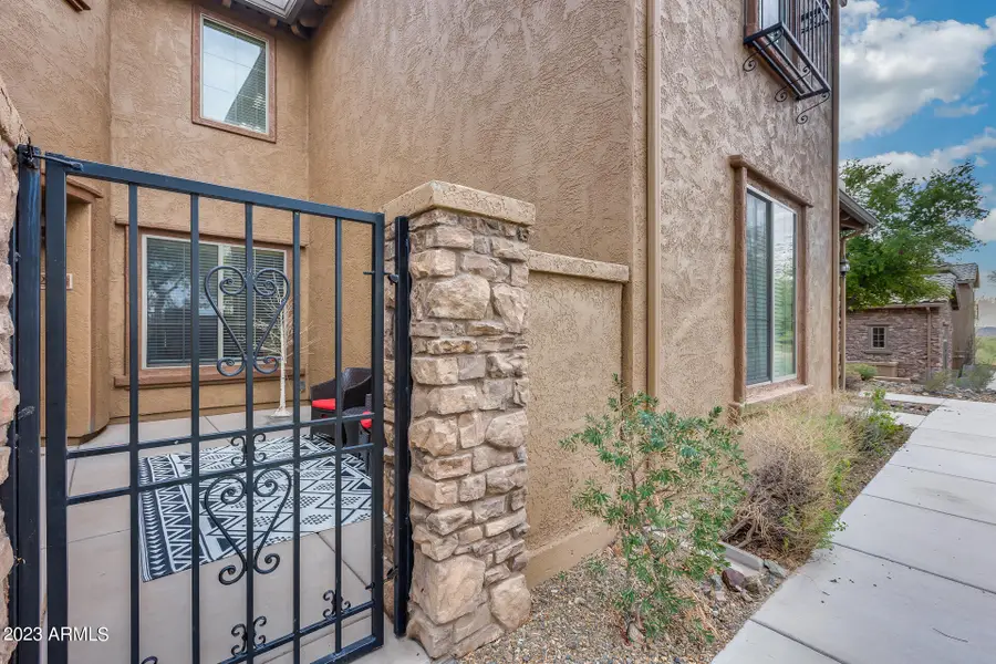 2044 W Roy Rogers Road, Phoenix, AZ 85085 - Image #2