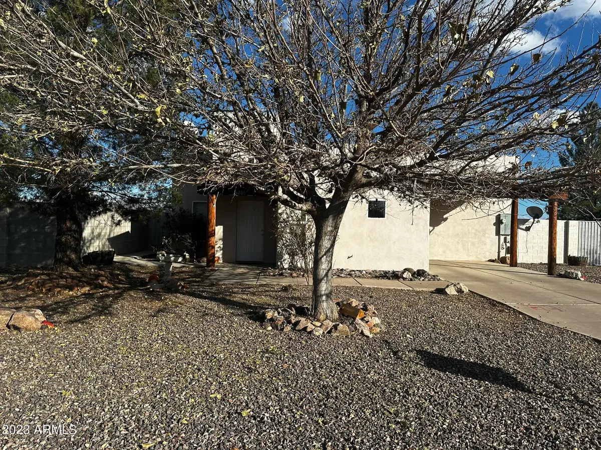 4205 N Santa Fe Avenue, Douglas, AZ 85607 - Image #1