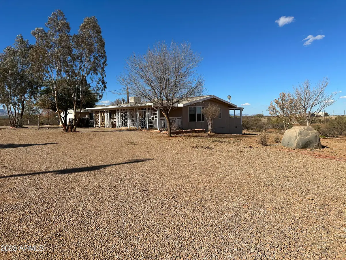 6901 E Kendall Lane, Sierra Vista, AZ 85650 - Image #1