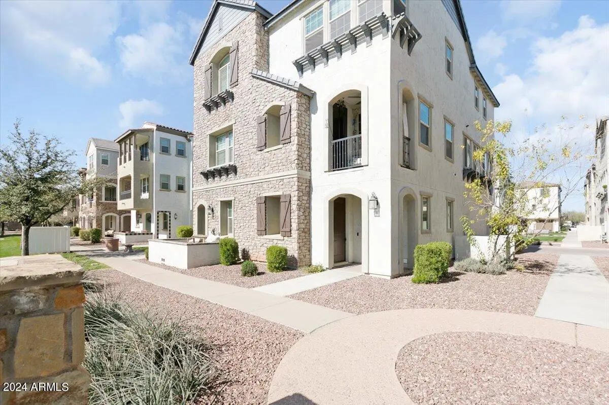 1679 E Hampton Lane, Gilbert, AZ 85295 - Image #1